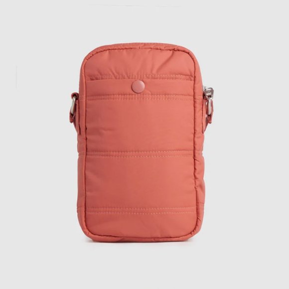 BNWT GYMSHARK PREMIUM LIFESTYLE CROSS BODY MIN QUILTED BAG TERRACOTTA PINK - Picture 4 of 4